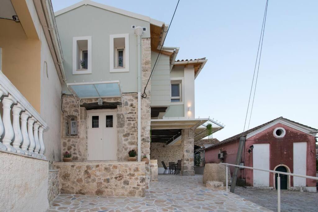 Vila Nikolas Est 1773 Áno Korakiána Exteriér fotografie