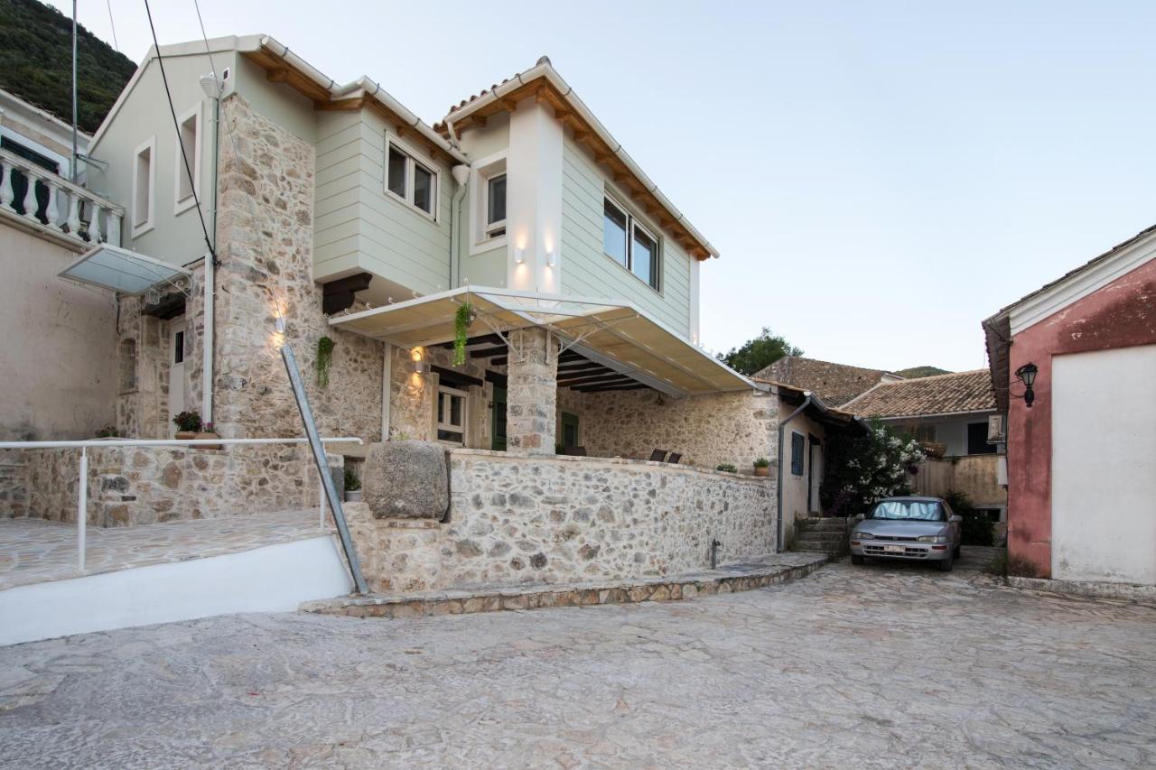 Vila Nikolas Est 1773 Áno Korakiána Exteriér fotografie