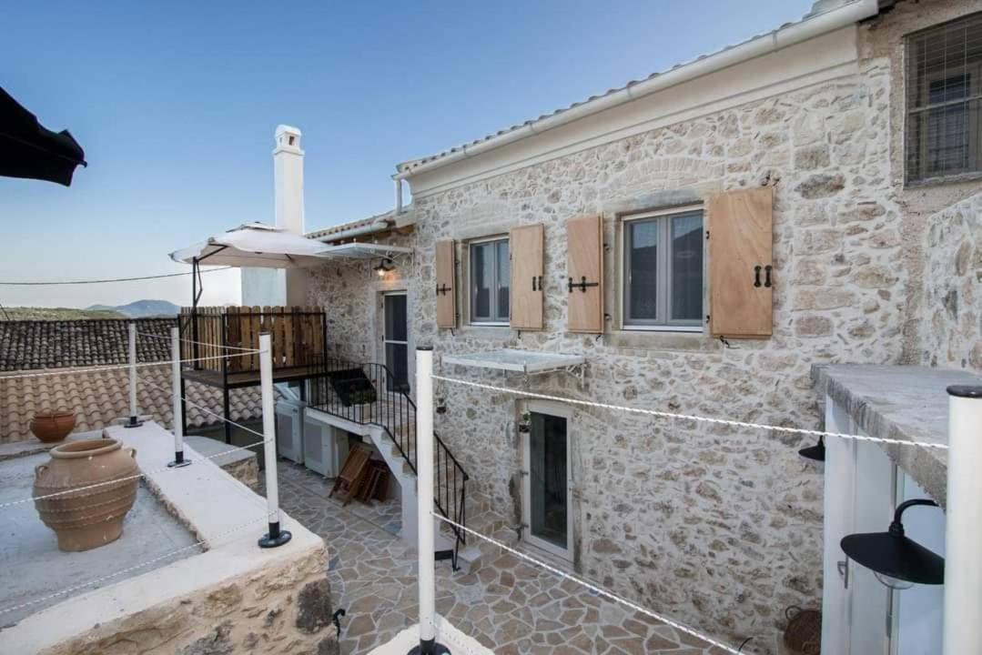 Vila Nikolas Est 1773 Áno Korakiána Exteriér fotografie