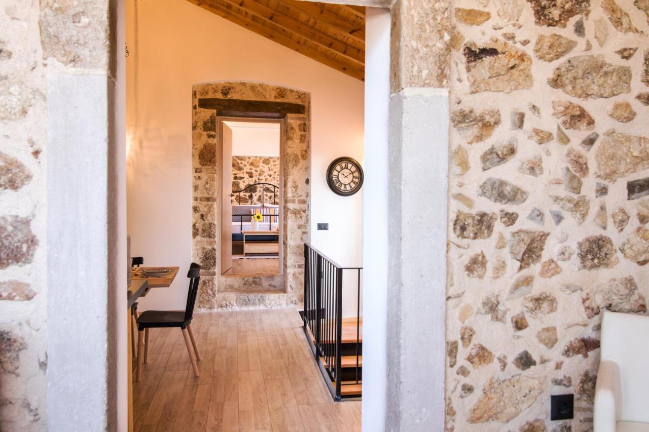 Vila Nikolas Est 1773 Áno Korakiána Exteriér fotografie