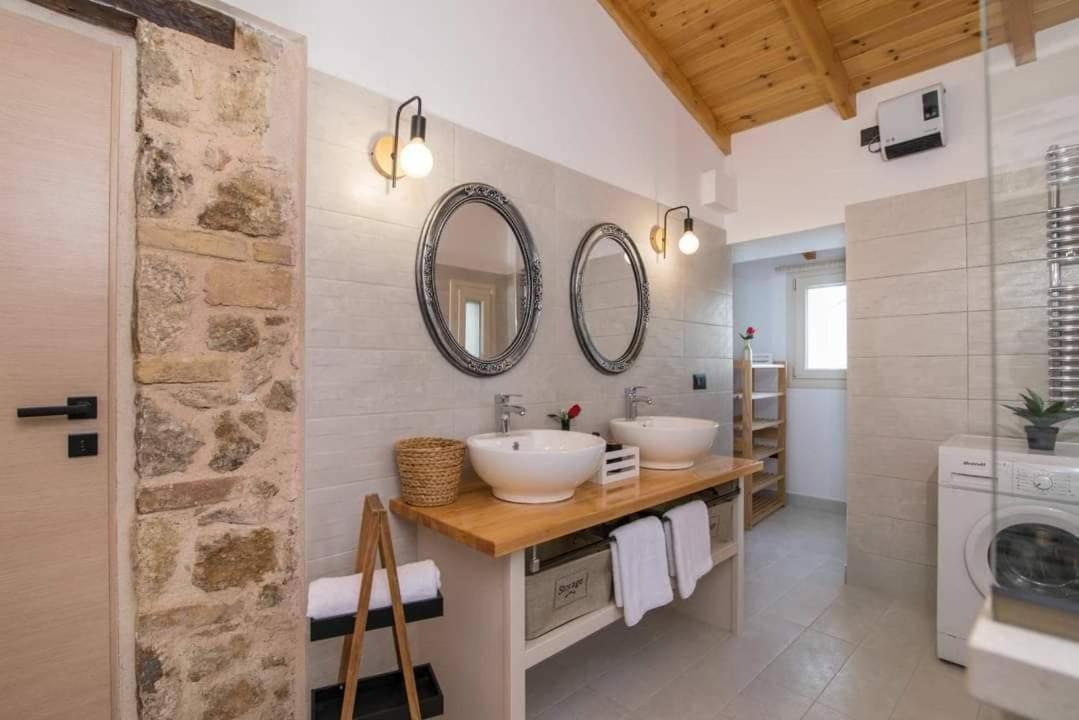 Vila Nikolas Est 1773 Áno Korakiána Exteriér fotografie
